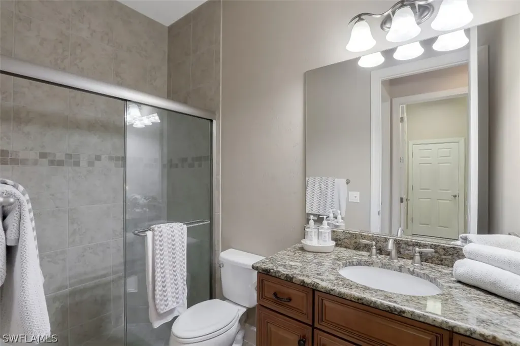 9096 Graphite Circle Naples FL 34120