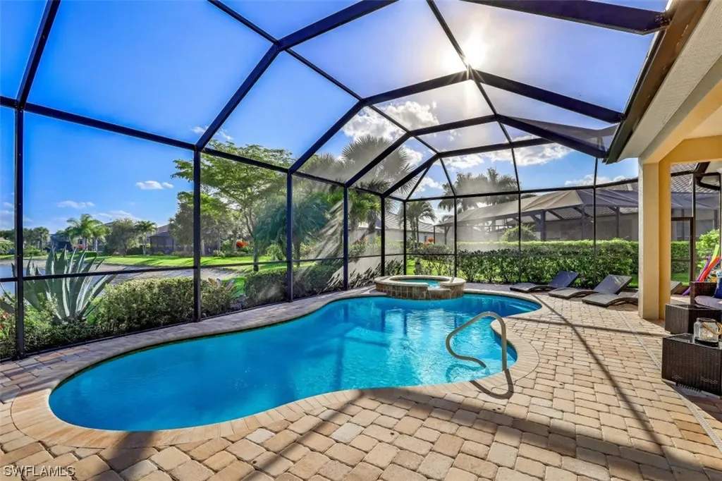 9096 Graphite Circle Naples FL 34120