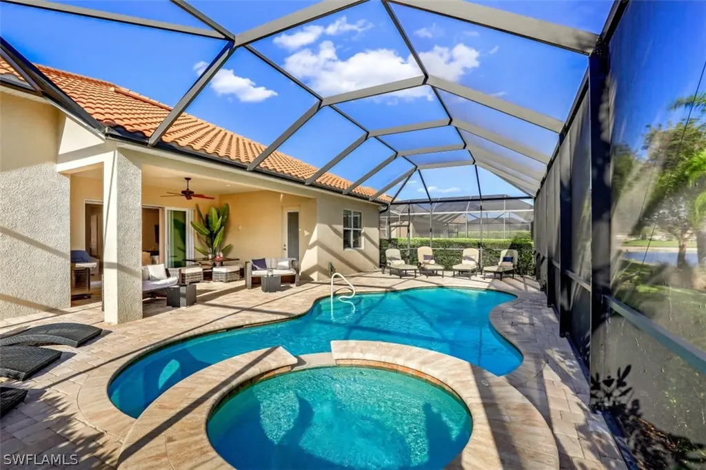 9096 Graphite Circle Naples FL 34120
