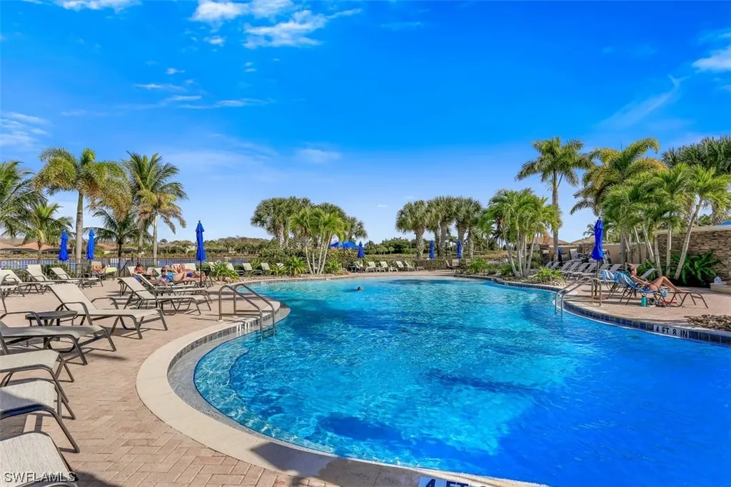 9096 Graphite Circle Naples FL 34120