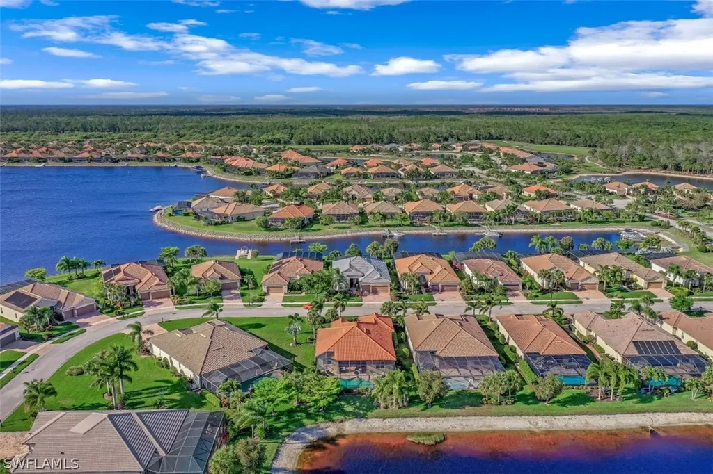 9096 Graphite Circle Naples FL 34120
