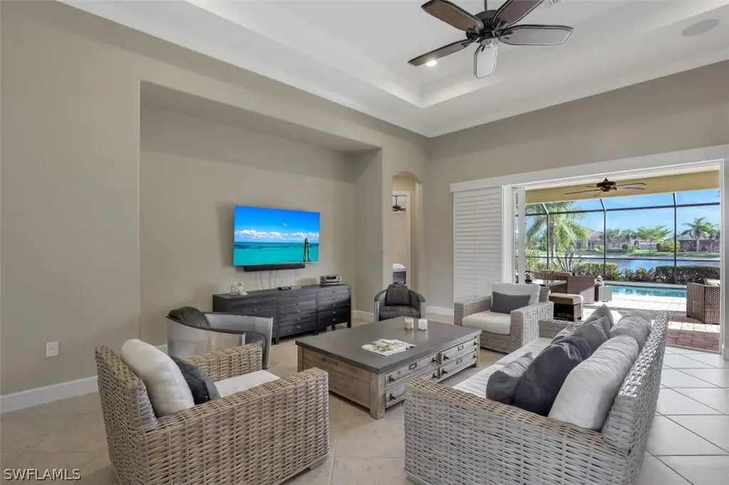 9096 Graphite Circle Naples FL 34120