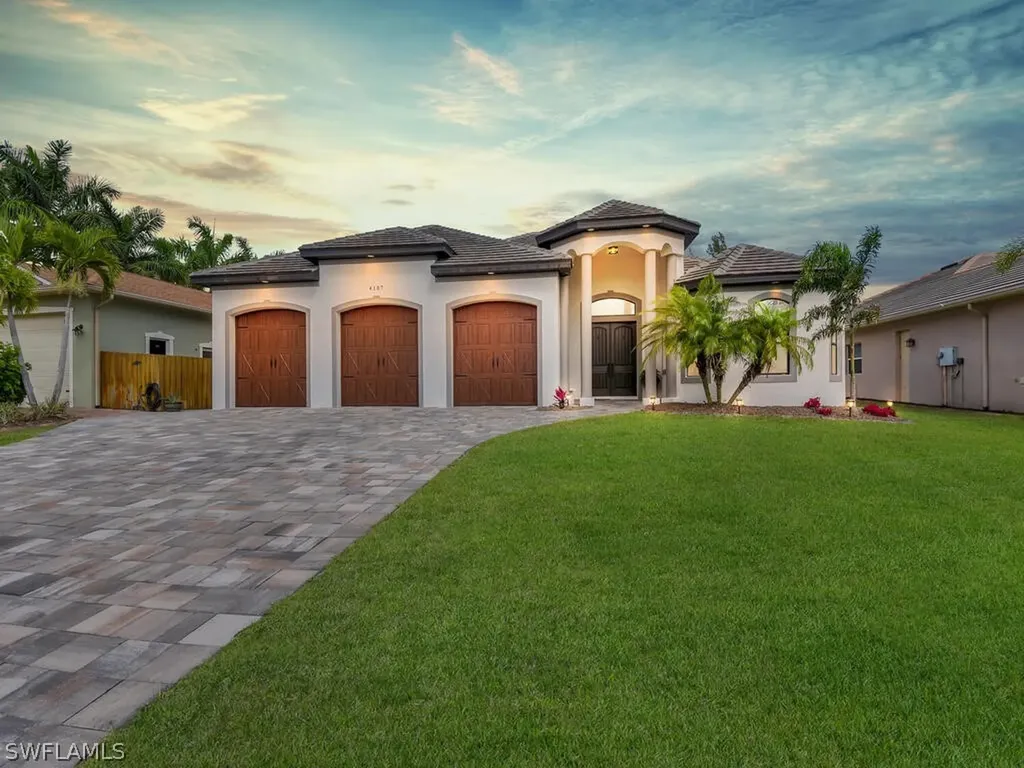 4107 SW 11th Avenue Cape Coral FL 33914