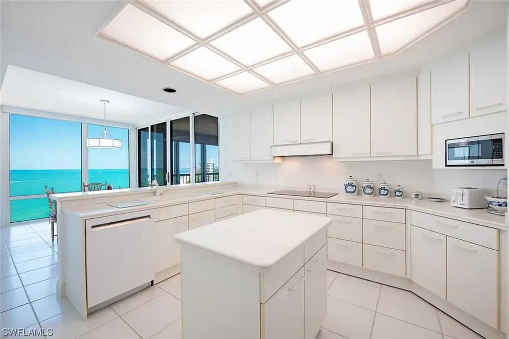 4951 Gulf Shore Boulevard N Naples FL 34103