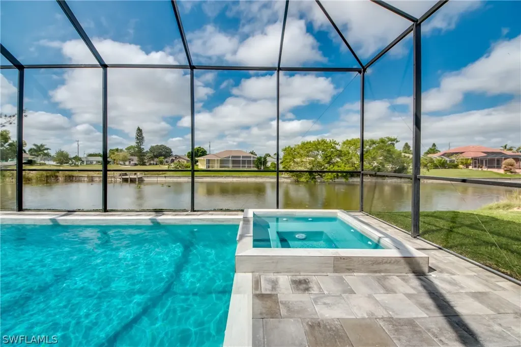 1502 SW 28th Street Cape Coral FL 33914