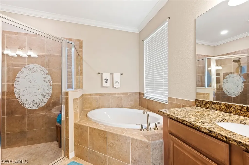 2094 Satsuma Lane Naples FL 34120