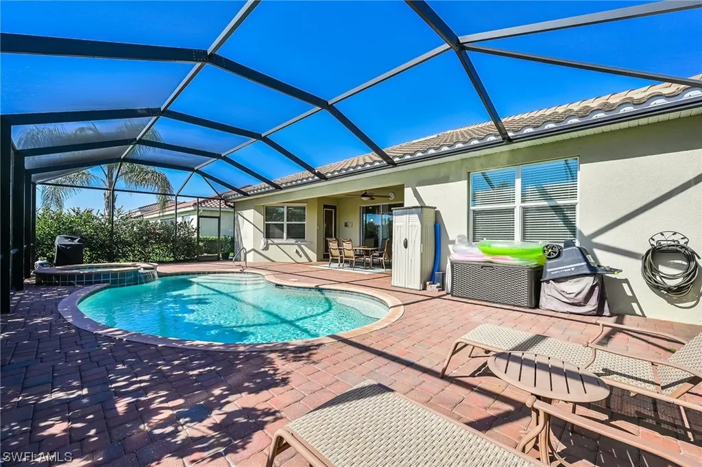 2094 Satsuma Lane Naples FL 34120