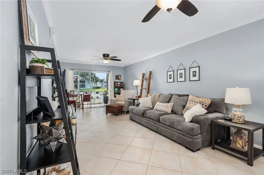 157 Wading Bird Circle E Naples FL 34110