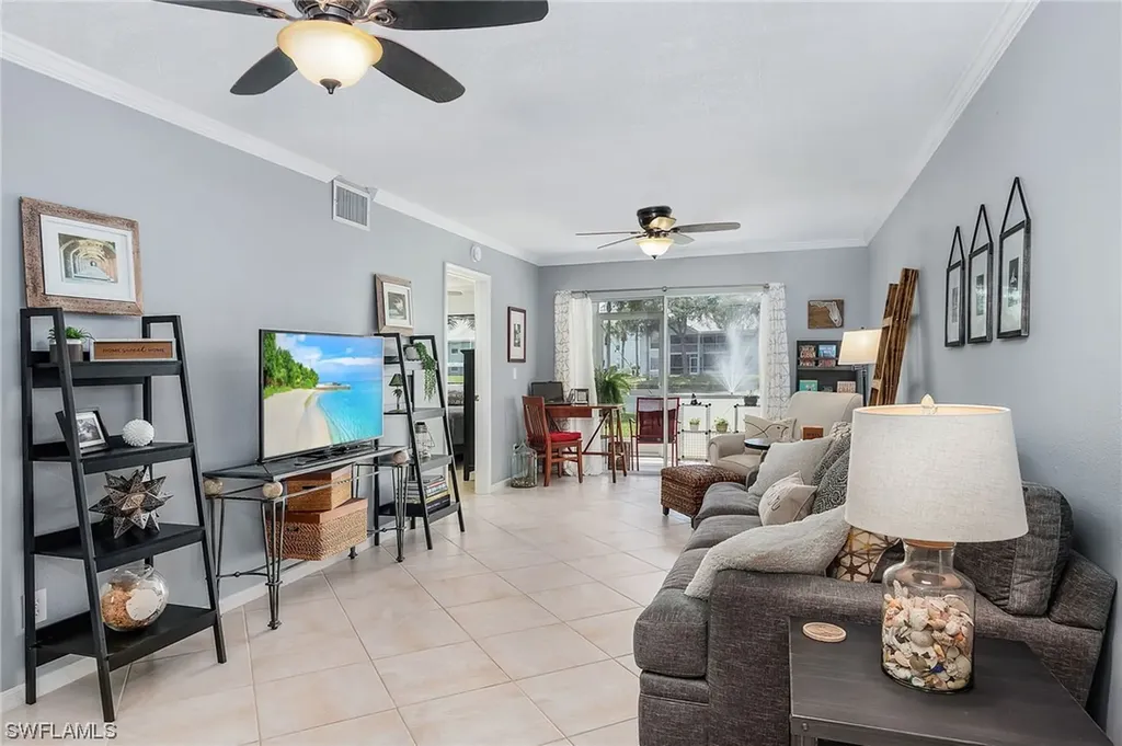 157 Wading Bird Circle E Naples FL 34110