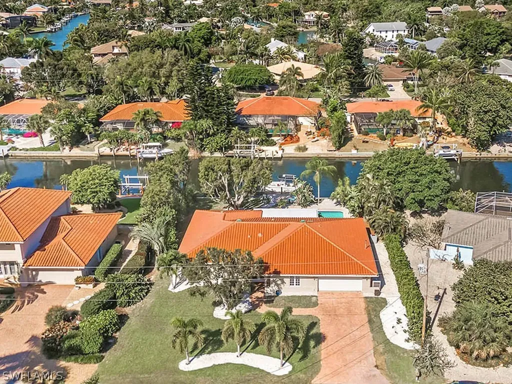746 Windlass Way Sanibel FL 33957