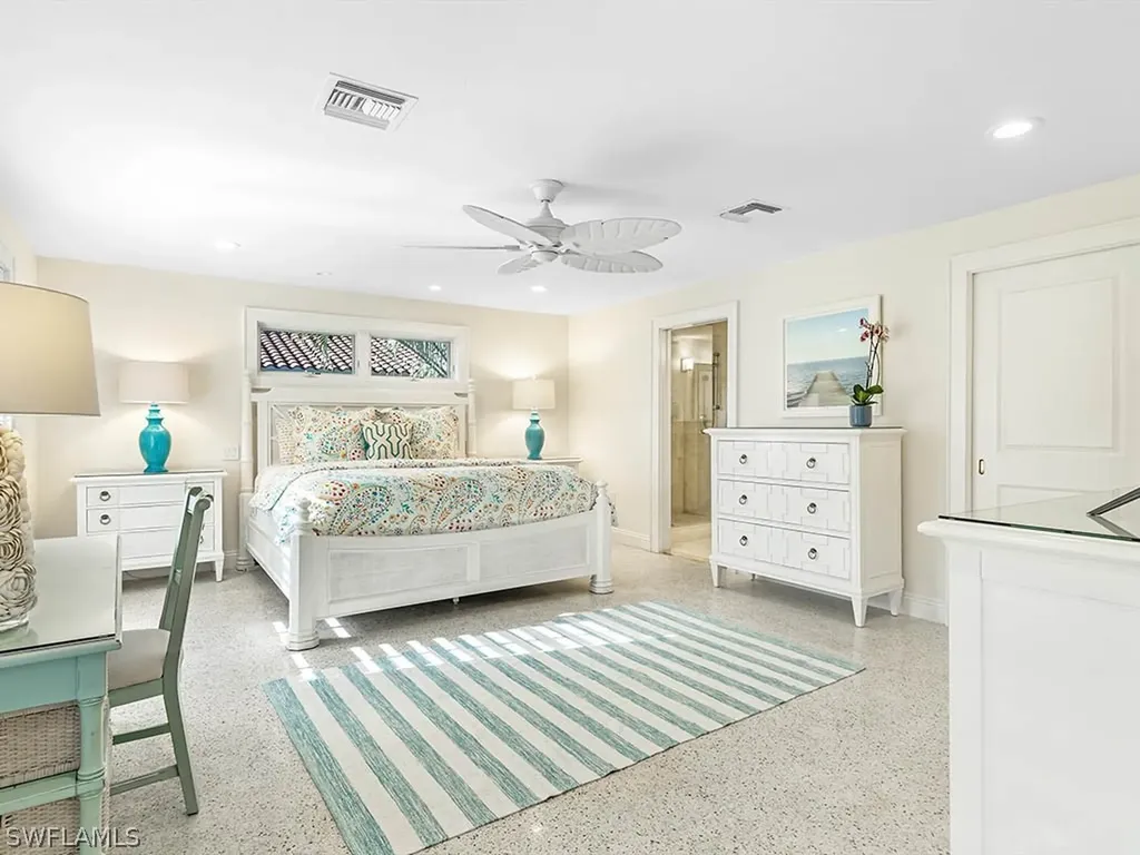 746 Windlass Way Sanibel FL 33957