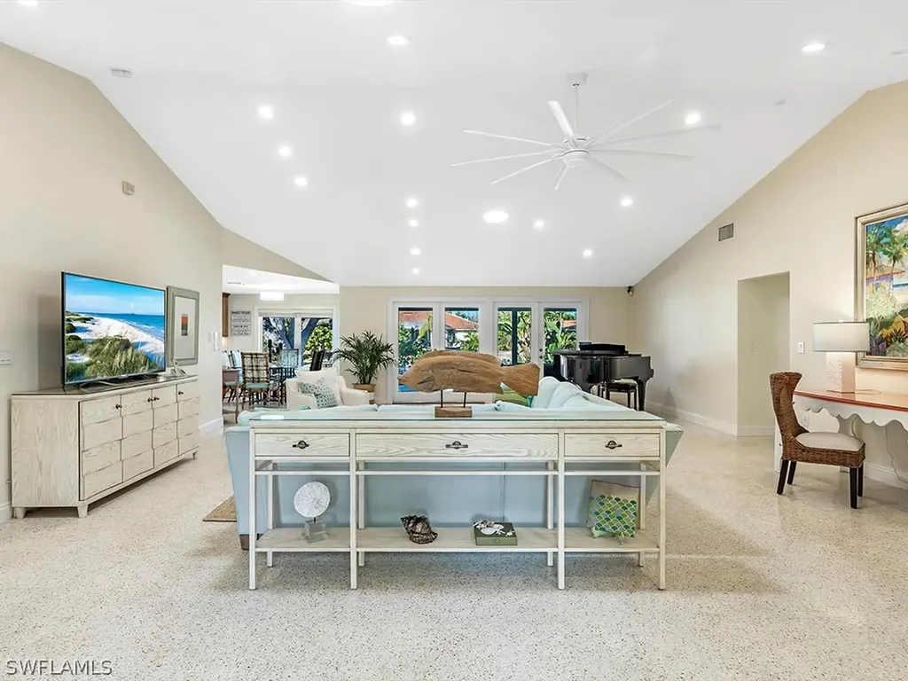 746 Windlass Way Sanibel FL 33957