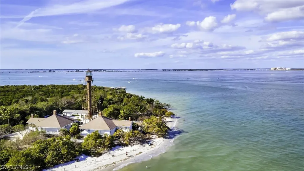 746 Windlass Way Sanibel FL 33957