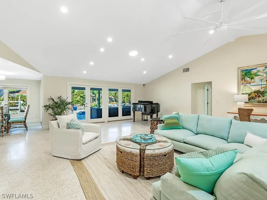 746 Windlass Way Sanibel FL 33957