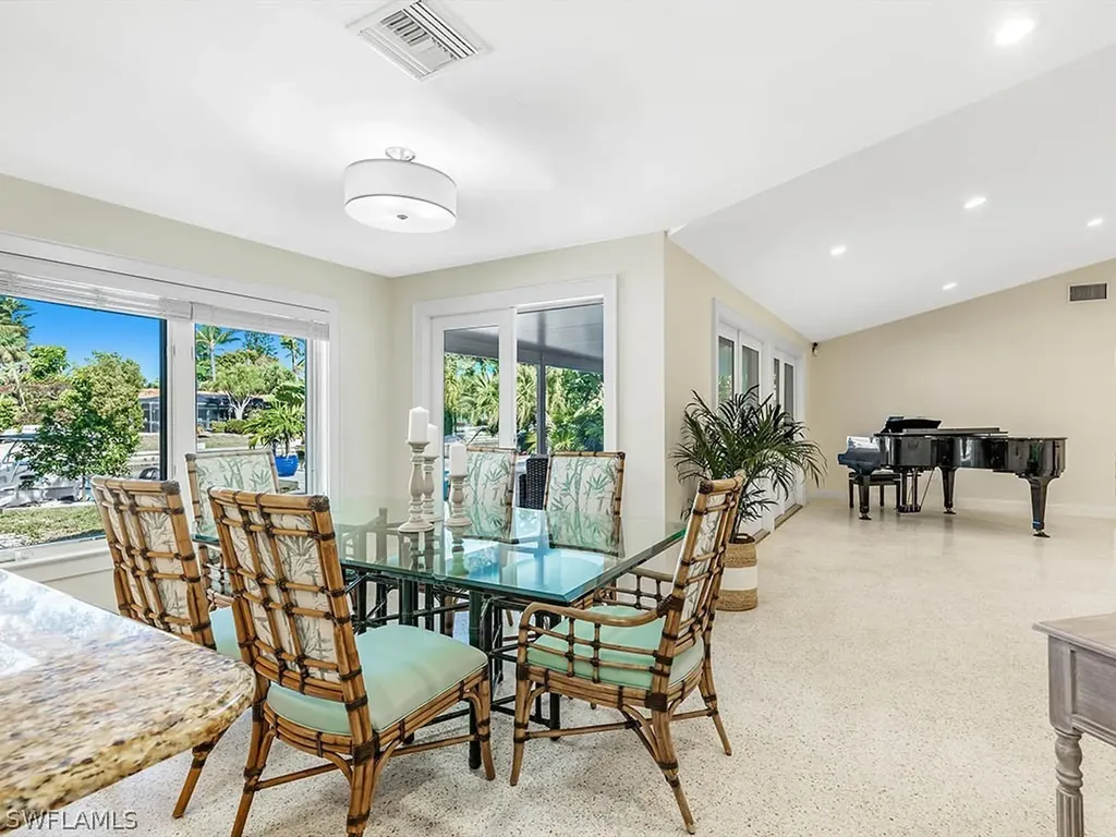 746 Windlass Way Sanibel FL 33957