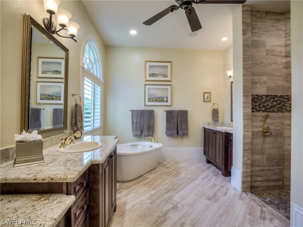9815 Bay Meadow Estero FL 34135