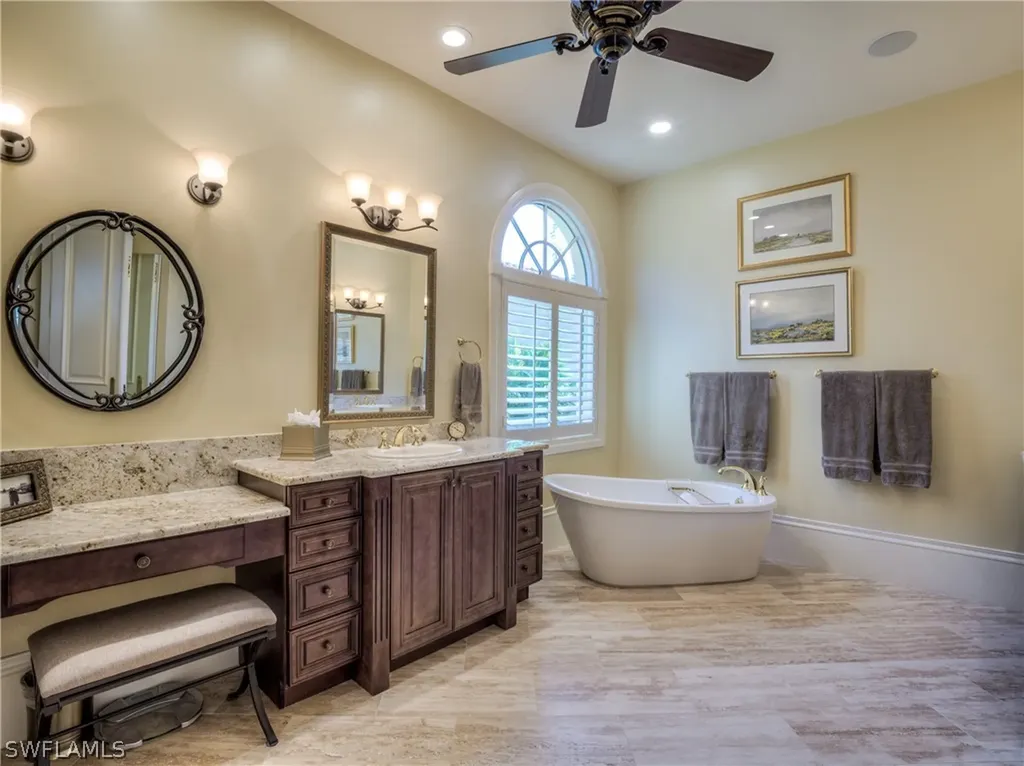 9815 Bay Meadow Estero FL 34135