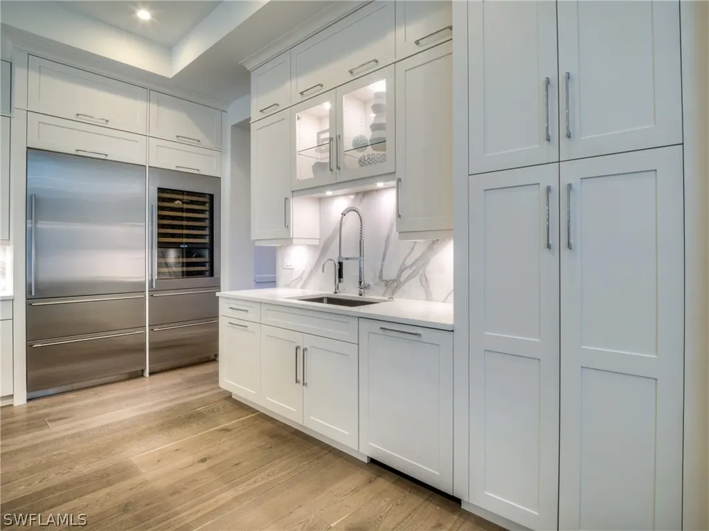 621 7th Street N Naples FL 34102