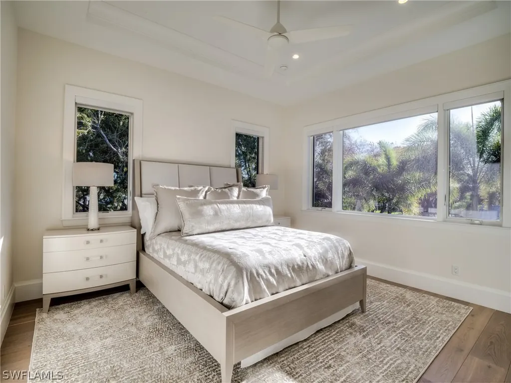 621 7th Street N Naples FL 34102