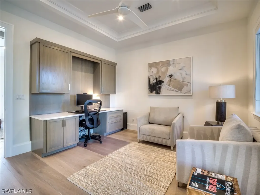 621 7th Street N Naples FL 34102