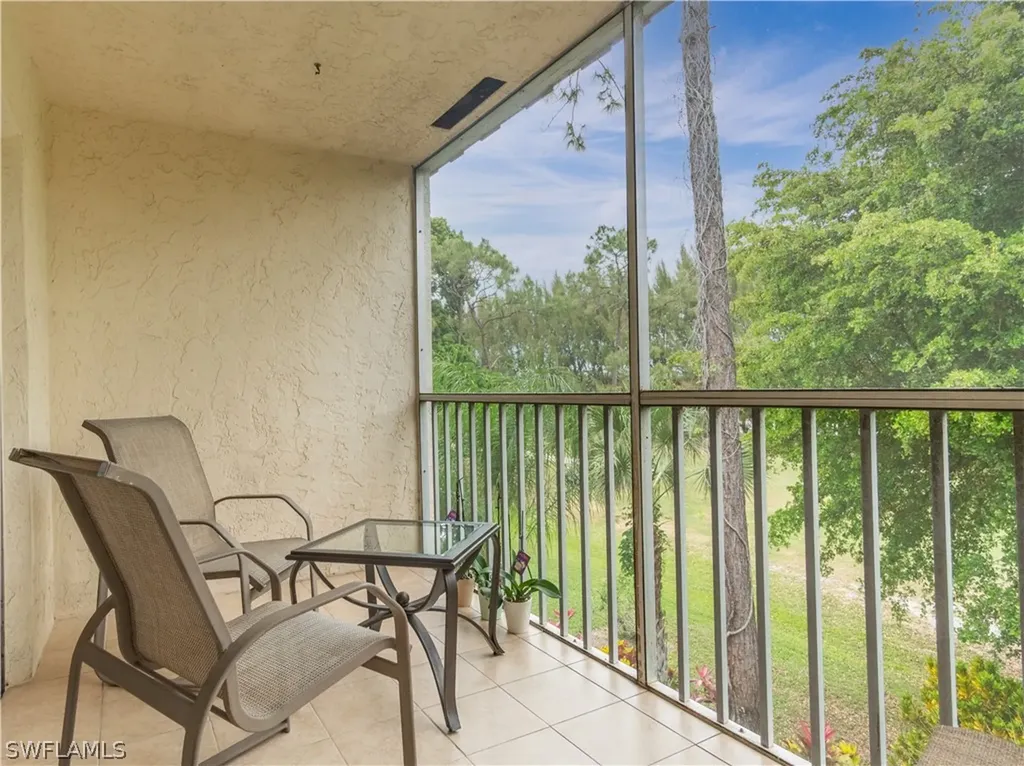 499 Forest Lakes Boulevard Naples FL 34105