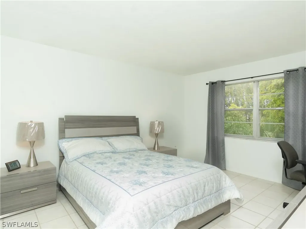 499 Forest Lakes Boulevard Naples FL 34105