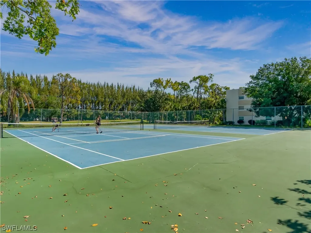 499 Forest Lakes Boulevard Naples FL 34105