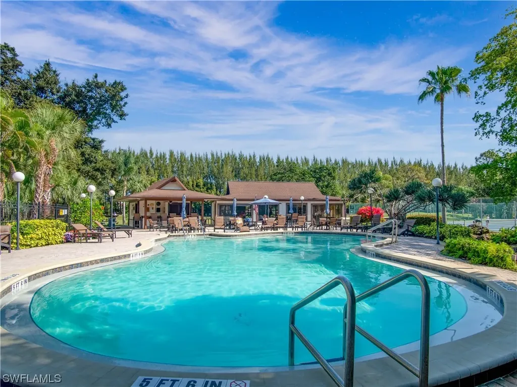 499 Forest Lakes Boulevard Naples FL 34105