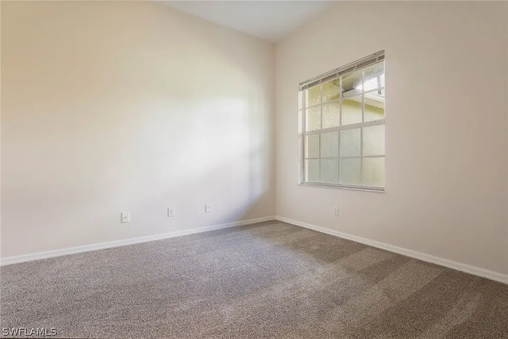 3720 35th Avenue NE Naples FL 34120