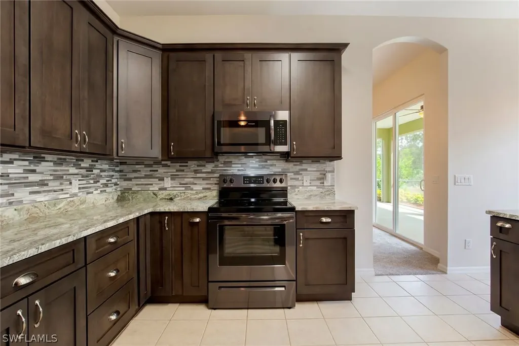3720 35th Avenue NE Naples FL 34120