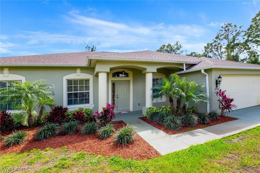 3720 35th Avenue NE Naples FL 34120