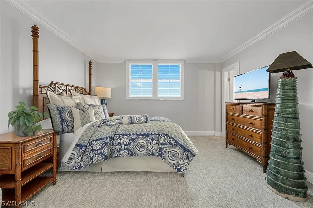 9375 Gulf Shore Drive Naples FL 34108