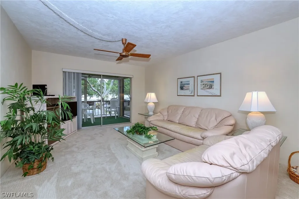 2100 Barkeley Lane Fort Myers FL 33907