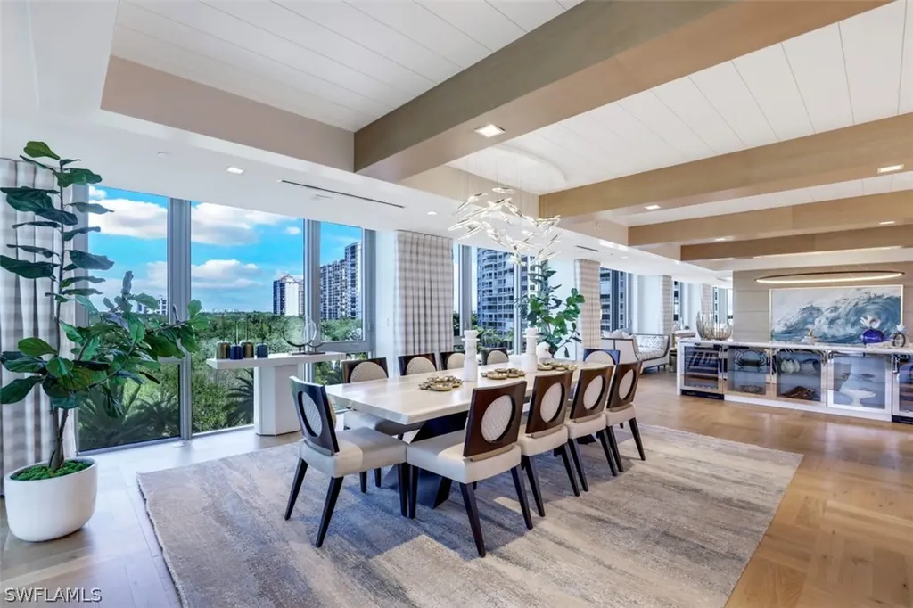 6897 Grenadier Boulevard Naples FL 34108