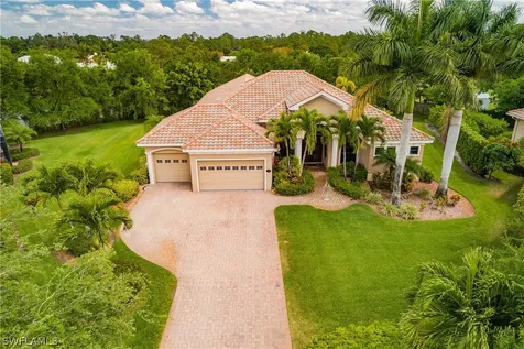 983 Tivoli Drive Naples FL 34104