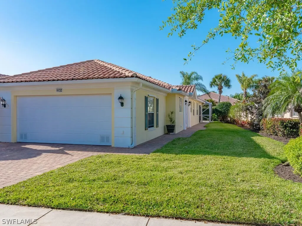 Naples FL, 8132 Xenia Lane