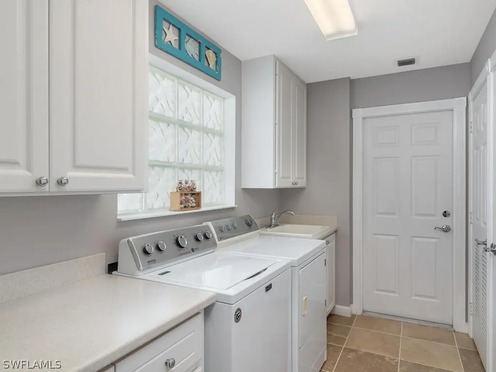 8132 Xenia Lane Naples FL 34114