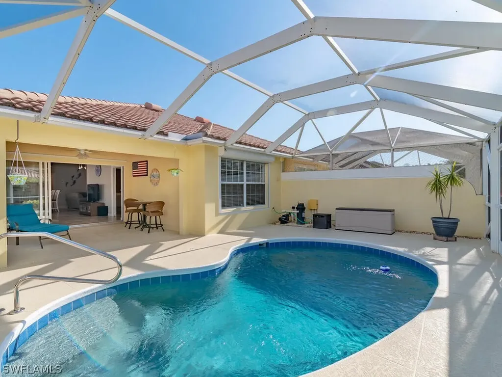 8132 Xenia Lane Naples FL 34114