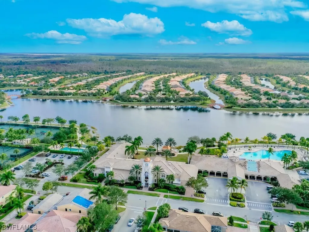 8132 Xenia Lane Naples FL 34114