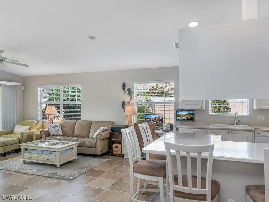 8132 Xenia Lane Naples FL 34114