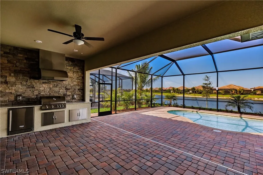 28016 Foxrock Court Bonita Springs FL 34135