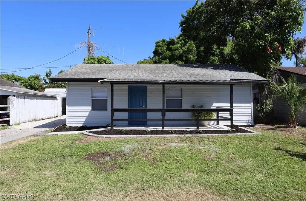 30 Cypress Street North Fort Myers FL 33903