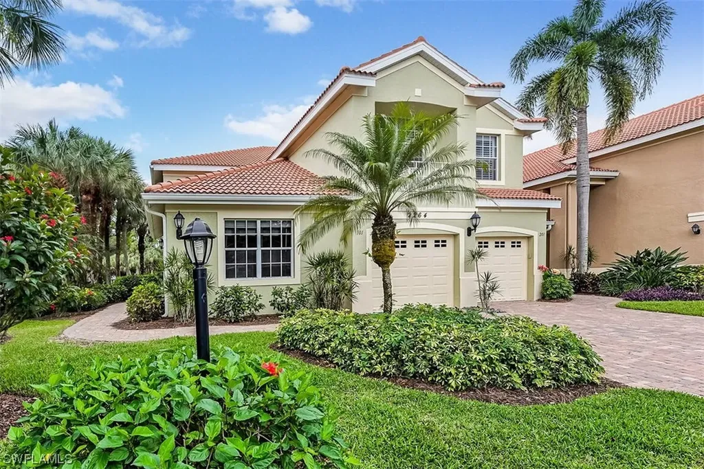 Naples FL, 2264 Ashton Oaks Lane, Unit 4-101