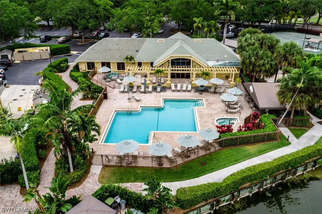 2264 Ashton Oaks Lane Naples FL 34109