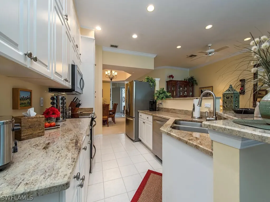 4895 West Boulevard Court Naples FL 34103