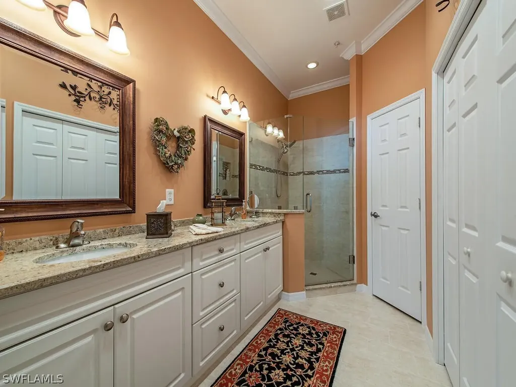 4895 West Boulevard Court Naples FL 34103