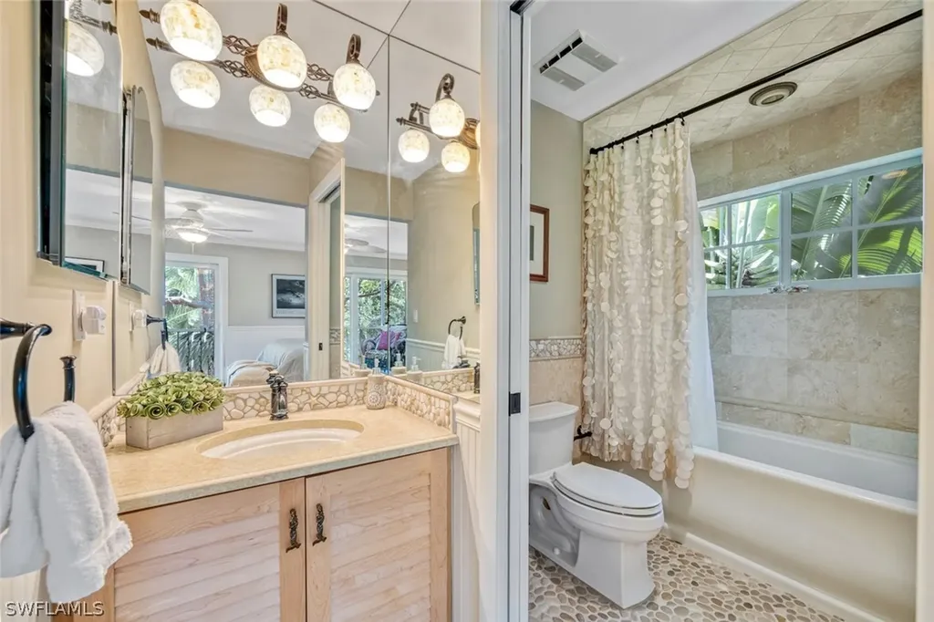 2451 Blind Pass Court Sanibel FL 33957