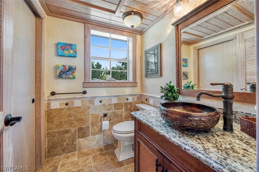 2451 Blind Pass Court Sanibel FL 33957