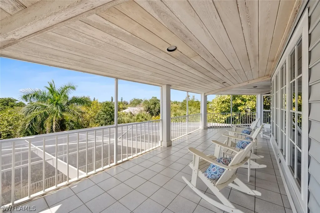 2451 Blind Pass Court Sanibel FL 33957