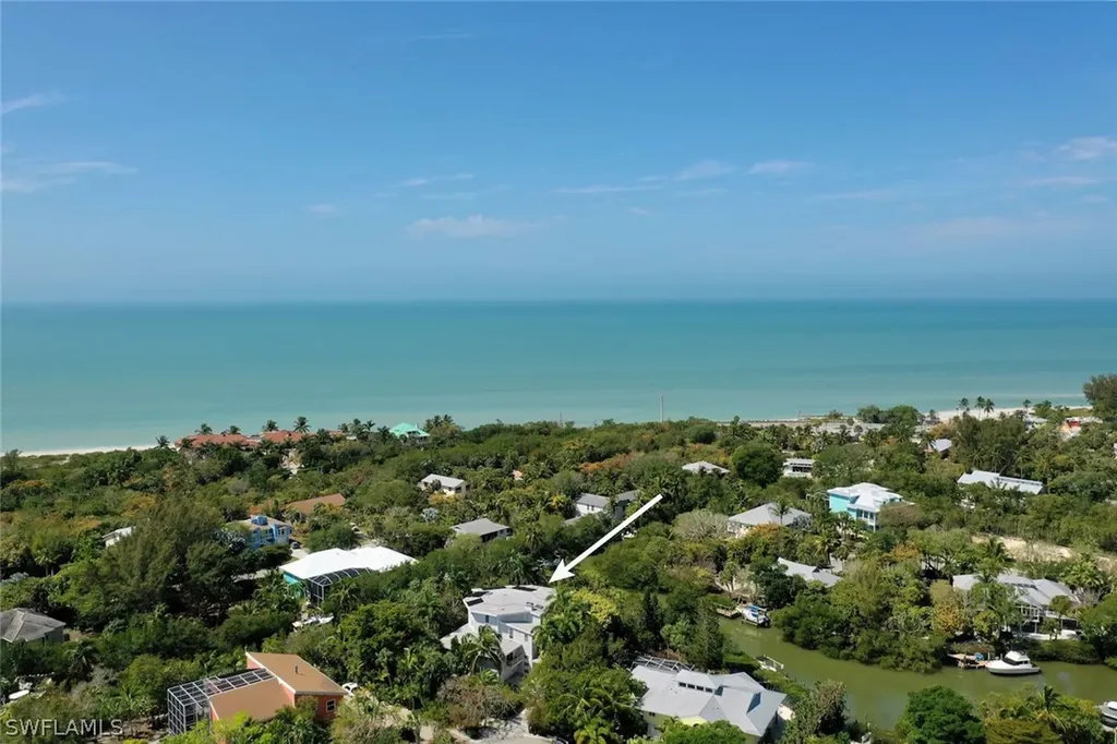 2451 Blind Pass Court Sanibel FL 33957